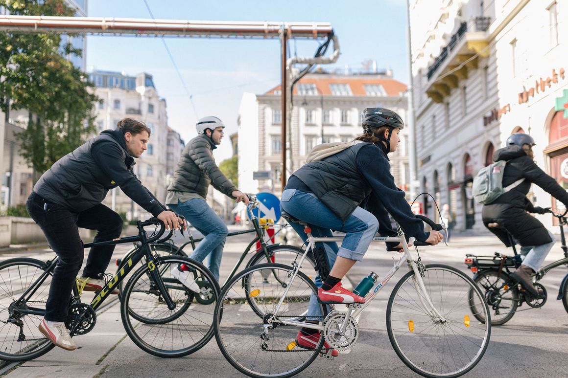 Radtour der Schulvorplätze